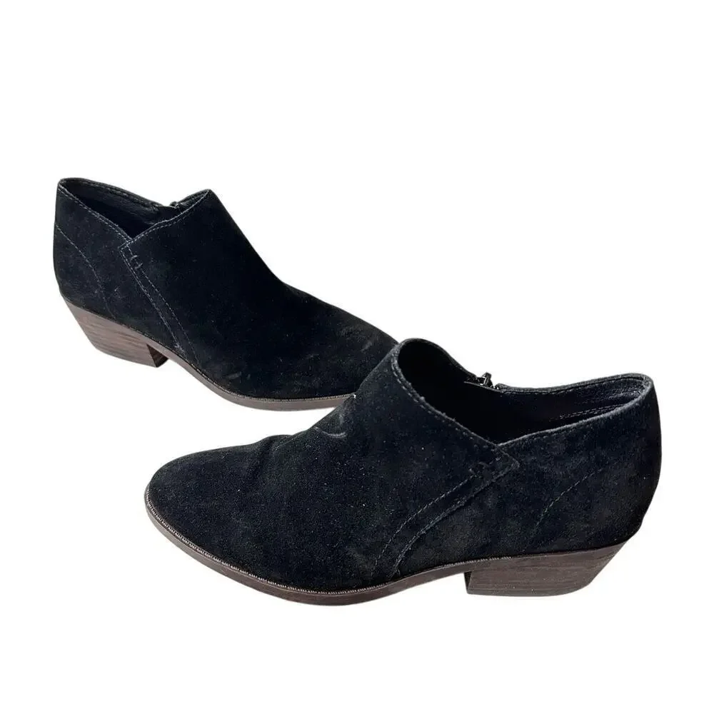 Lucky Brand Size 8.5 Black Fanky Suede Ankle Heel Bootie Boot Fall Closet Staple